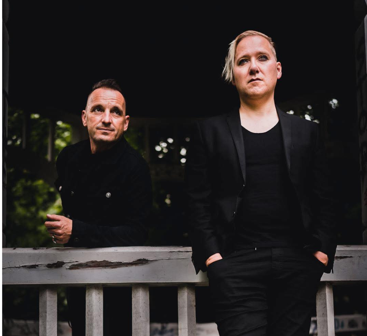 Beyond Obsession – promo foto